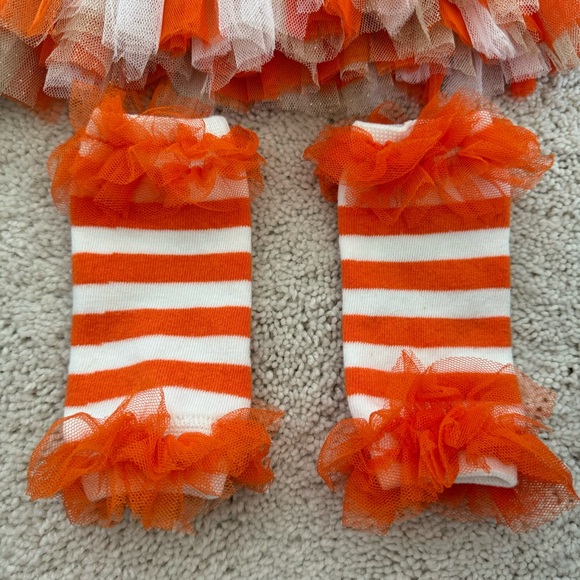 0-3M My First Thanksgiving Set & Hello Pumpkin Set - Picture 4 of 16